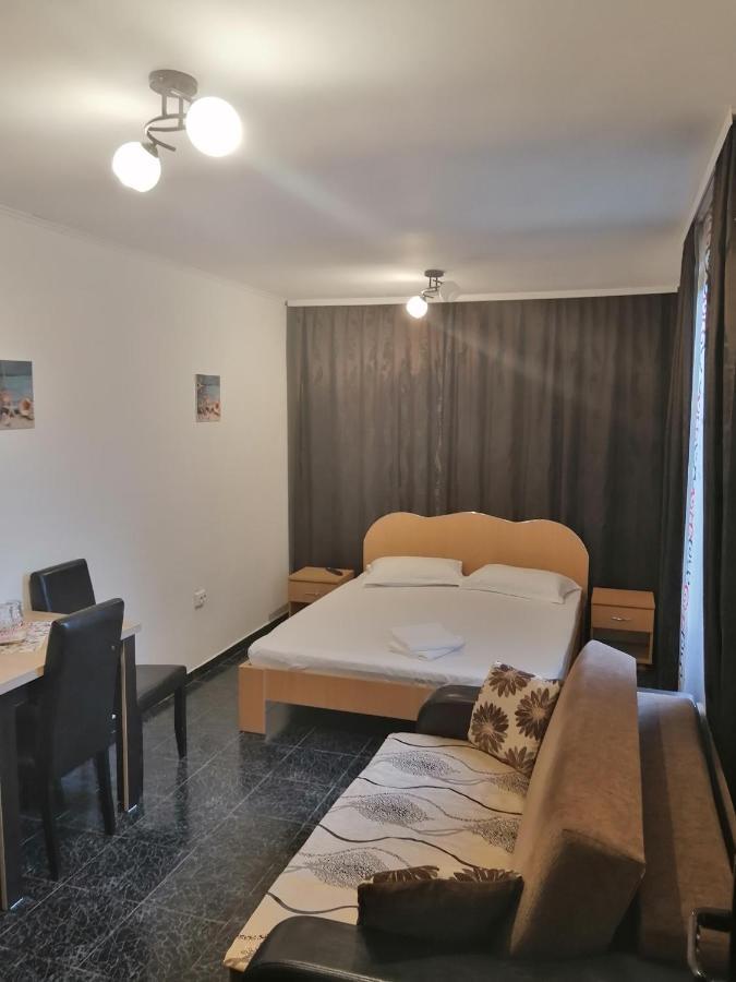 Casa Alexandru Hotel Două Mai Eksteriør billede