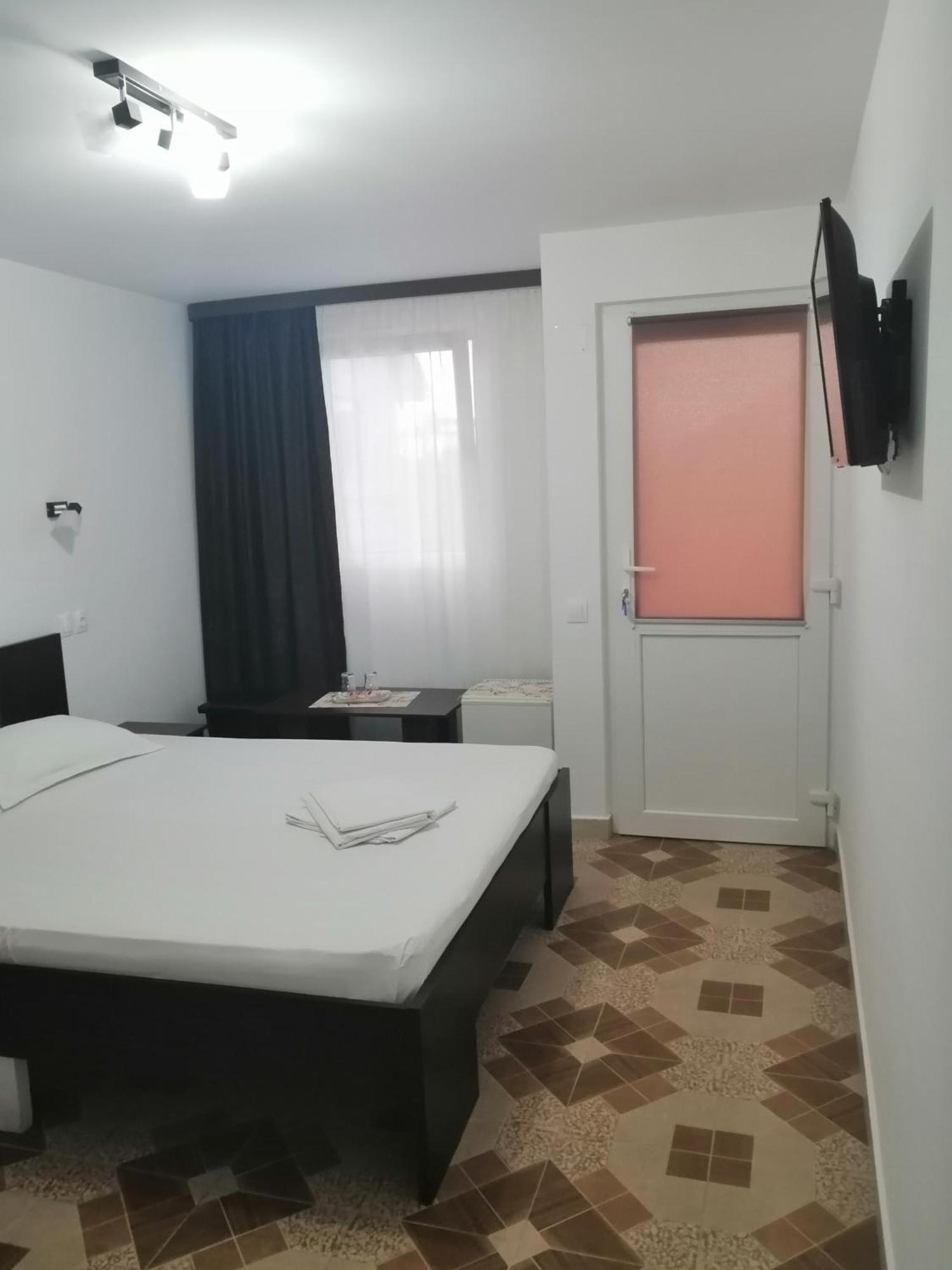 Casa Alexandru Hotel Două Mai Eksteriør billede