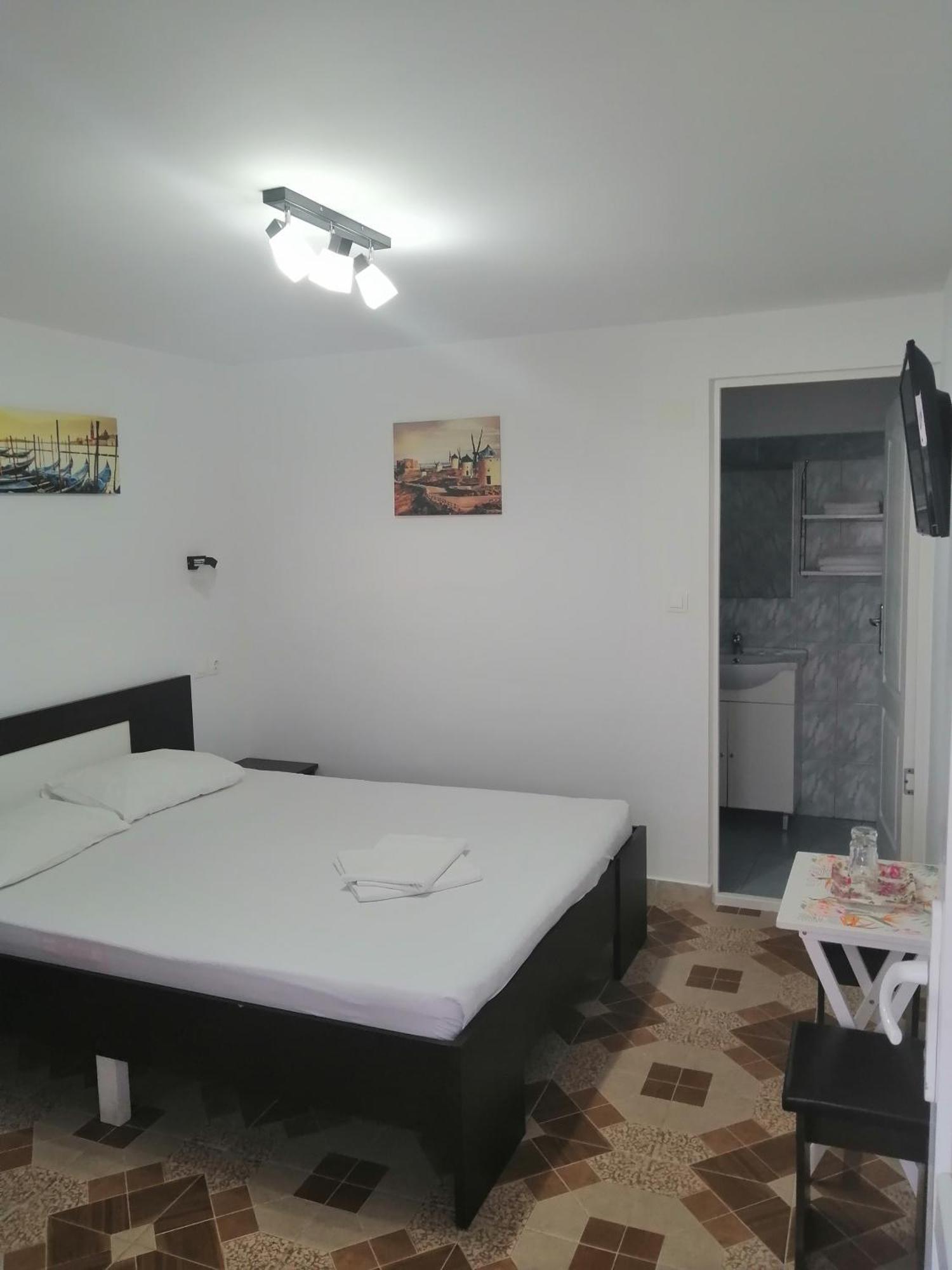 Casa Alexandru Hotel Două Mai Eksteriør billede